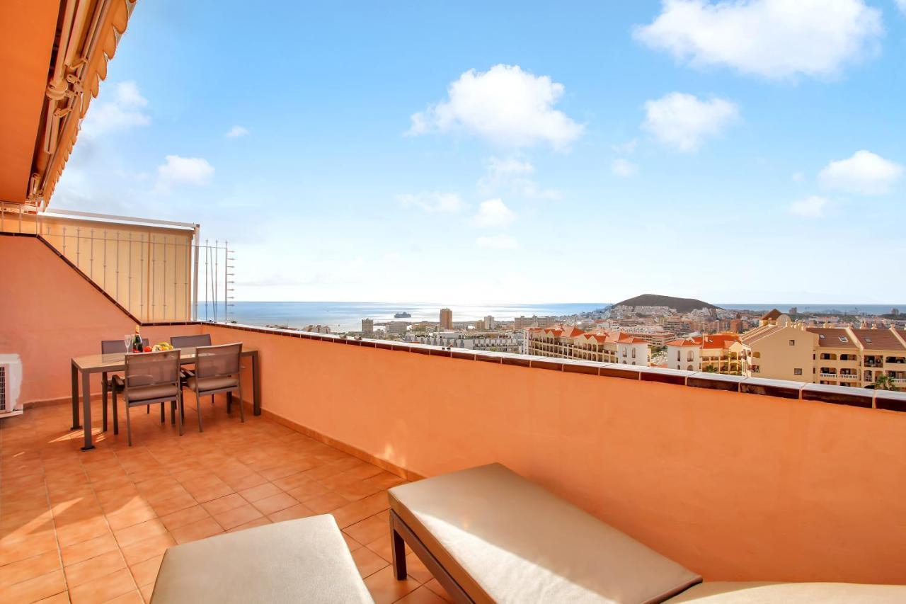 Top Floor, Sea View, Huge Terrace, Heated Pool, Garage Los Cristianos  Kültér fotó