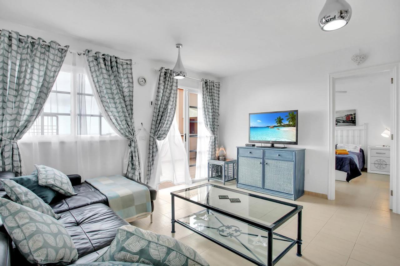 Top Floor, Sea View, Huge Terrace, Heated Pool, Garage Los Cristianos  Kültér fotó