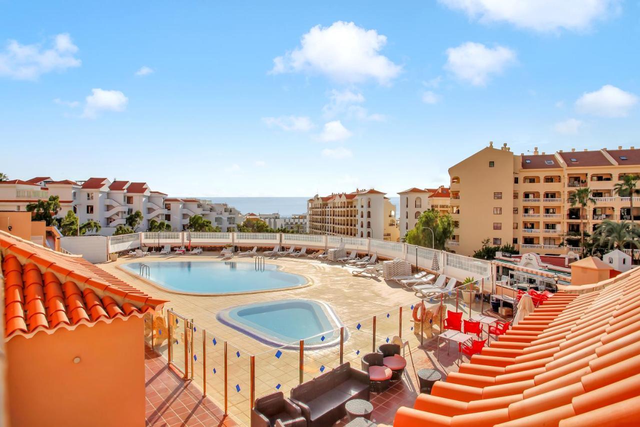 Top Floor, Sea View, Huge Terrace, Heated Pool, Garage Los Cristianos  Kültér fotó