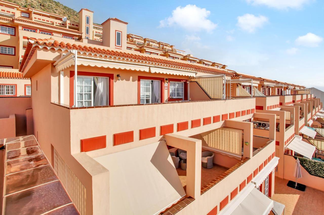 Top Floor, Sea View, Huge Terrace, Heated Pool, Garage Los Cristianos  Kültér fotó