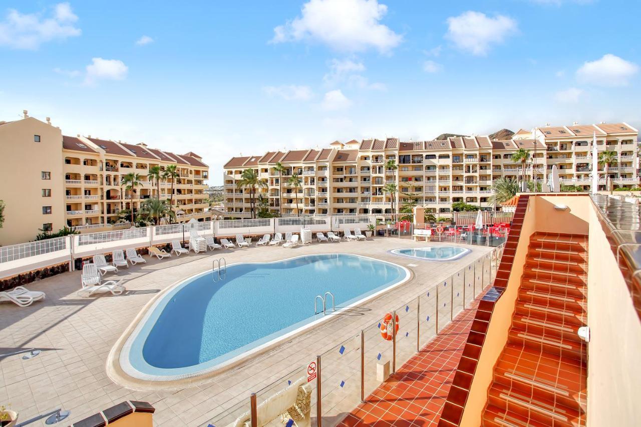 Top Floor, Sea View, Huge Terrace, Heated Pool, Garage Los Cristianos  Kültér fotó